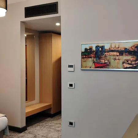 Triada Karakoey Hotel 3*