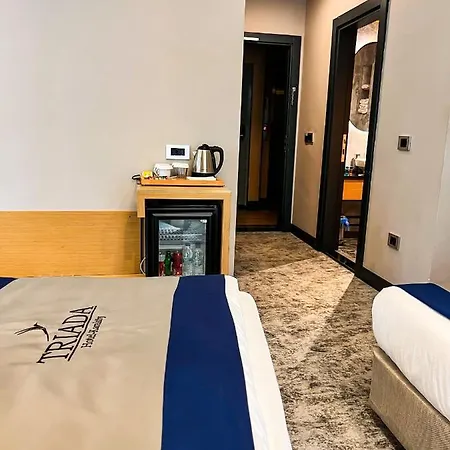 Triada Karakoey 3*