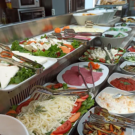 Triada Karakoey Istambul