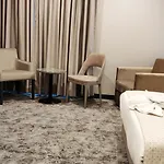 Triada Karakoey Hotell