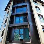 Triada Karakoey Hotell