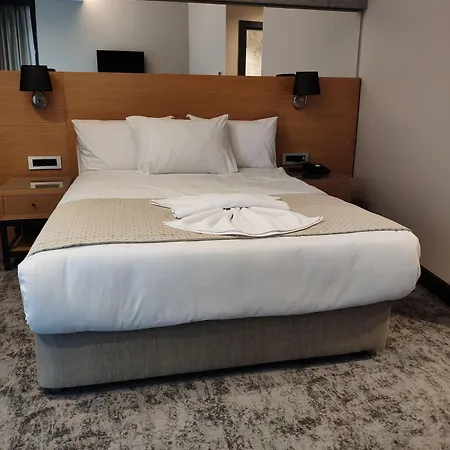 Triada Karakoey מלון 4*