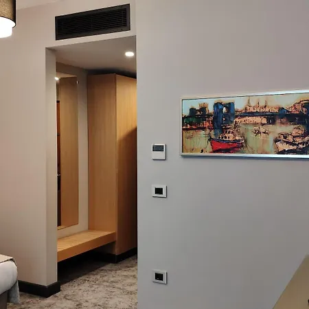 Triada Karakoey Hotel 4*