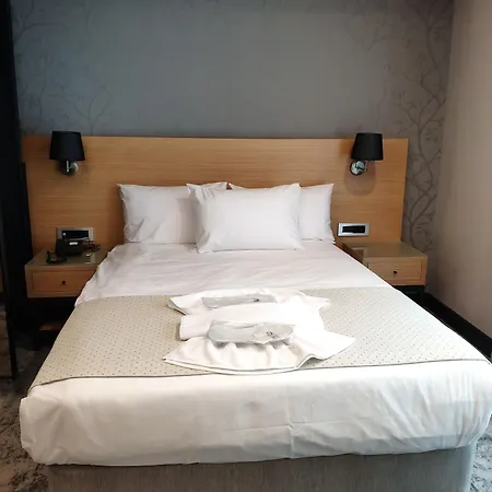 Triada Karakoey 3*