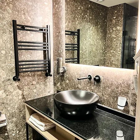 Triada Karakoey 3* اسطنبول