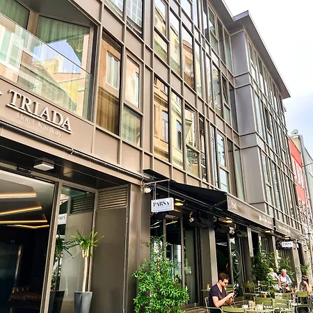 Triada Karakoey فندق