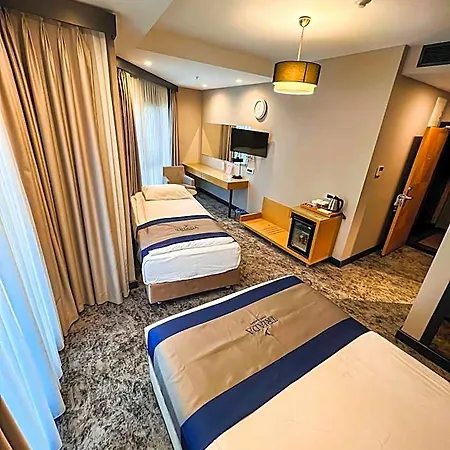 Triada Karakoey 3*