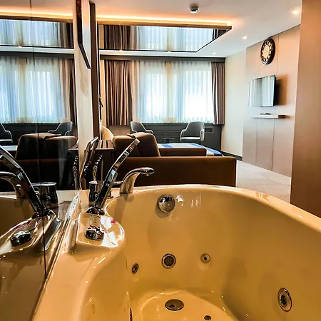 Hotel Triada Karakoey