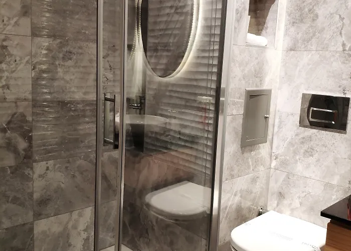 Triada Karakoey Istambul