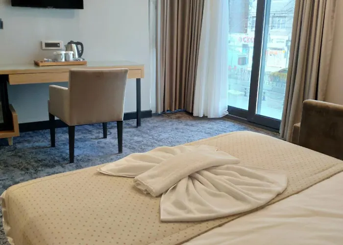 Triada Karakoey Отель 3*