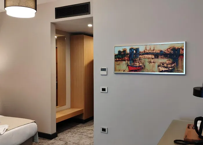 Triada Karakoey Hotel 3*