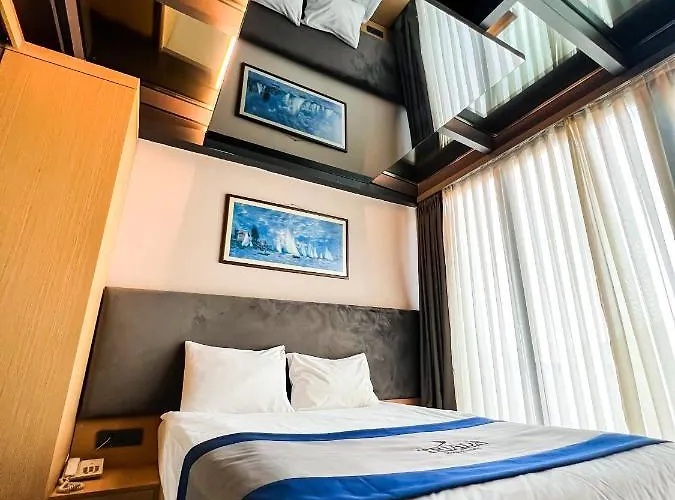 Triada Karakoey Hotel