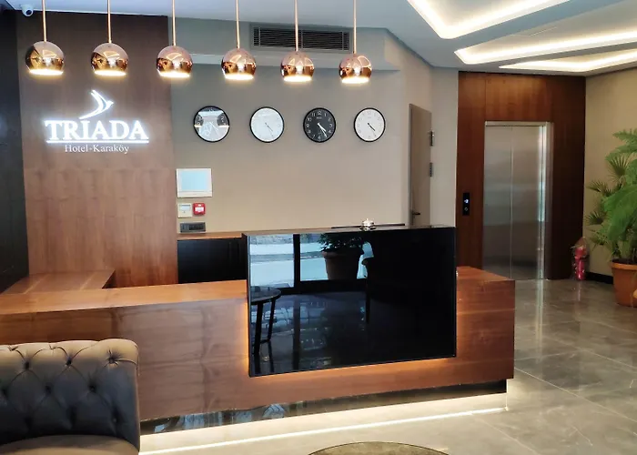 Triada Karakoey Istambul