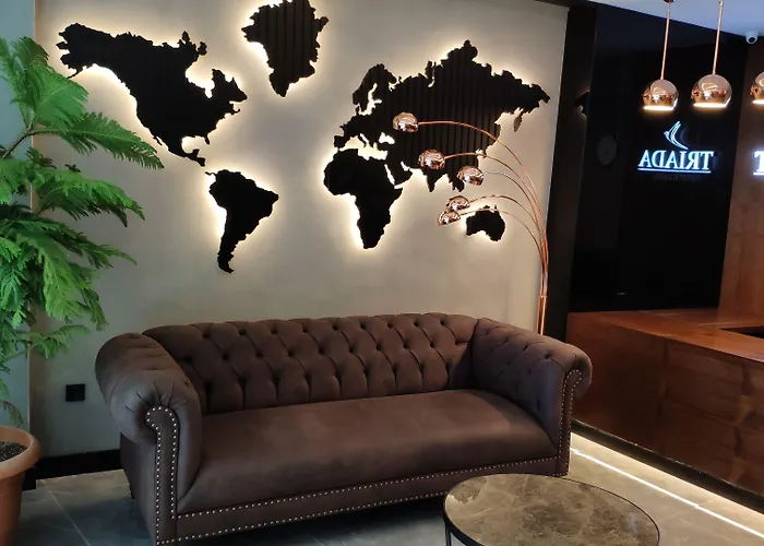 Отель Triada Karakoey 3*