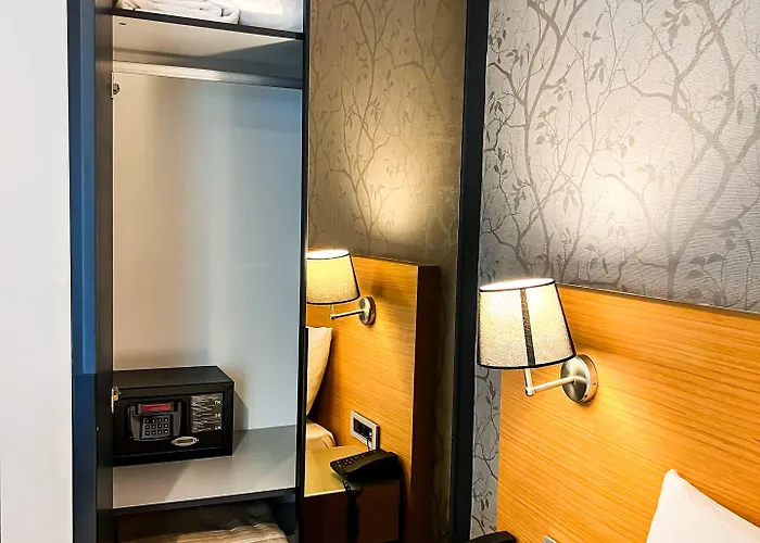 Triada Karakoey Istambul