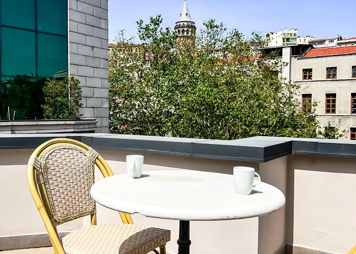 Triada Karakoey Отель 3*