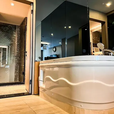 Hotel Triada Karakoey