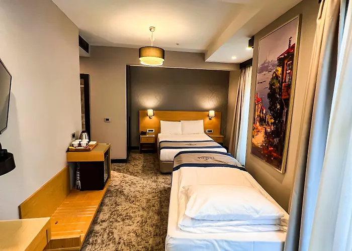 Triada Karakoey 酒店 3*