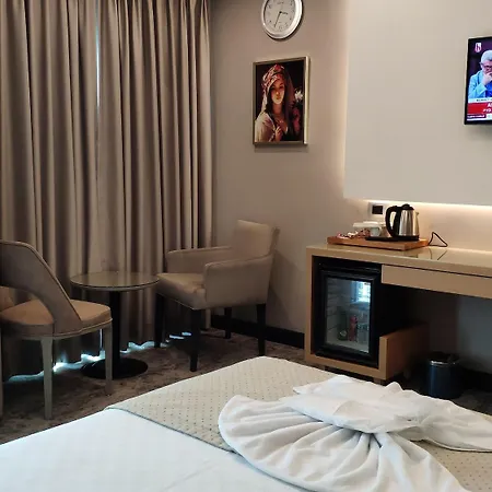 Triada Karakoey Отель