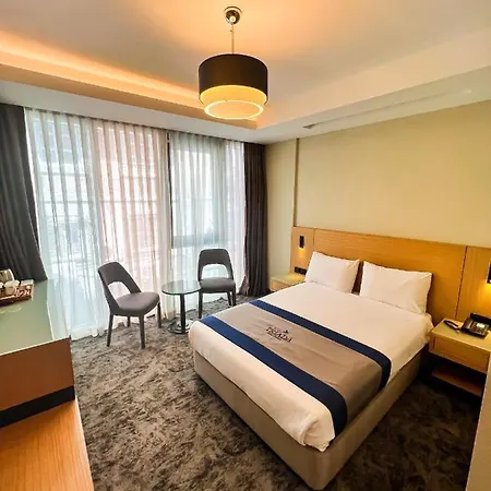 Отель Triada Karakoey Стамбул